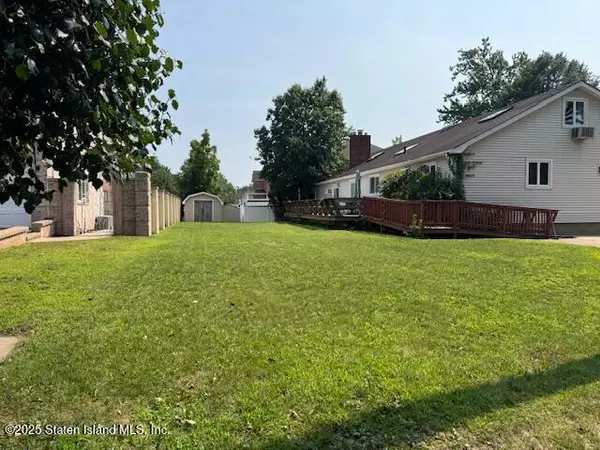 Staten Island, NY 10307,81 Sprague AVE