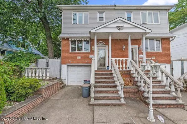 197 Bay TER, Staten Island, NY 10306