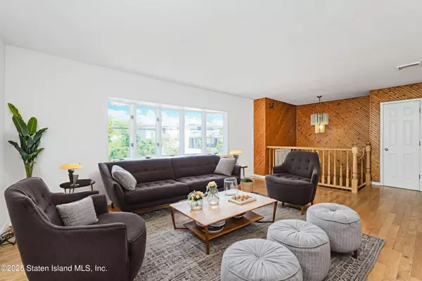 Staten Island, NY 10308,63 Ainsworth AVE