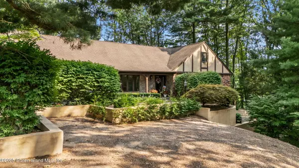 Sayreville, NJ 08872,43 Pershing AVE