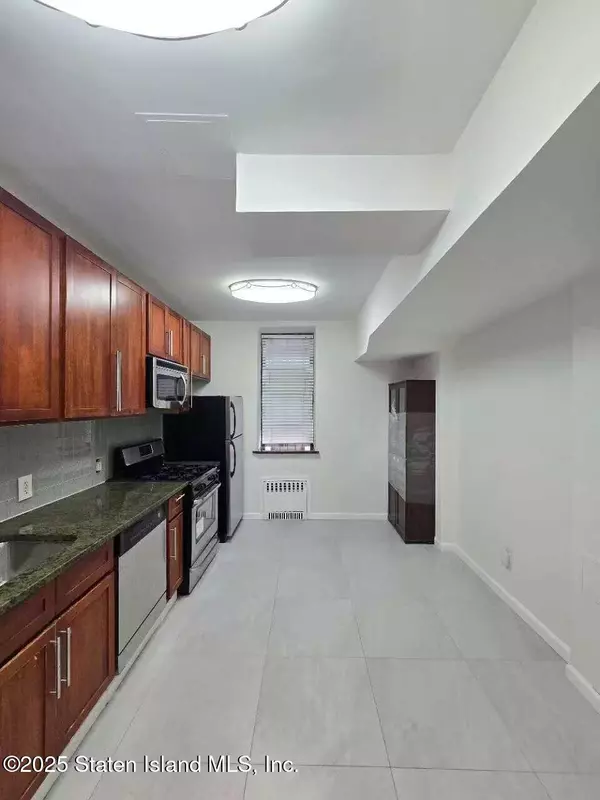 Brooklyn, NY 11230,1494 Ocean AVE #1l