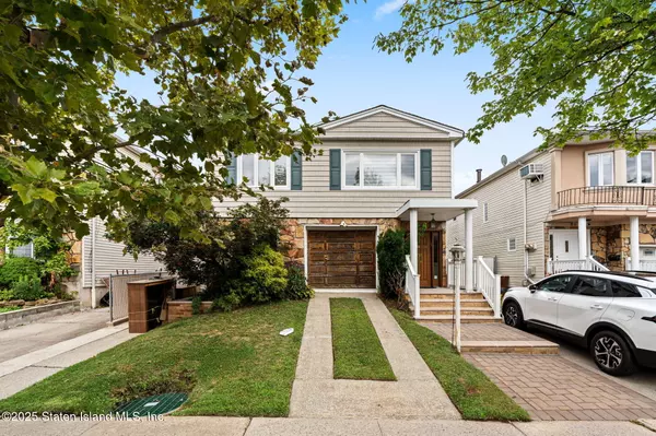 81 Fraser ST, Staten Island, NY 10314