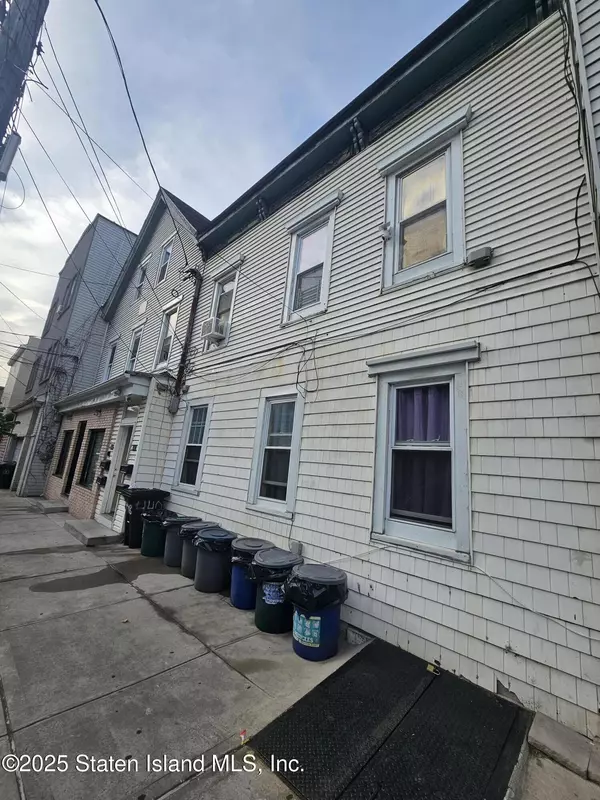 Staten Island, NY 10301,446 Jersey ST