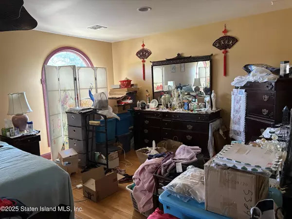 Staten Island, NY 10314,170 Mann AVE