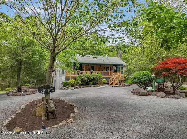 Delaware, PA 18328,134 Split Rock RD