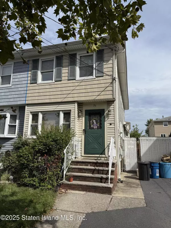 35 Bent ST, Staten Island, NY 10312