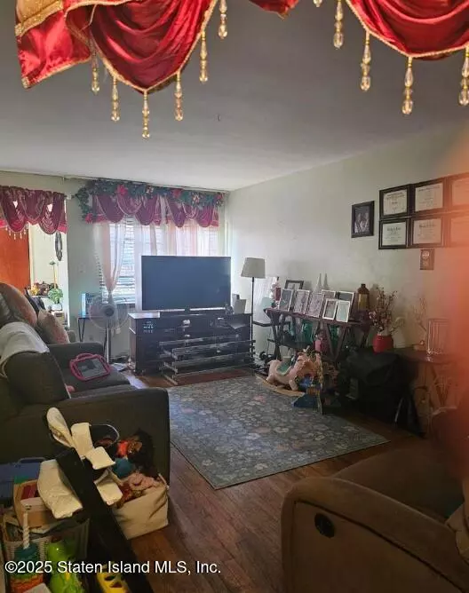 Brooklyn, NY 11236,583 E 86th ST