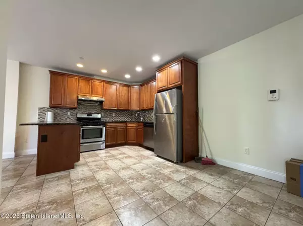Brooklyn, NY 11214,2138 Bath AVE #1a