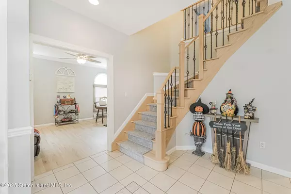 Staten Island, NY 10307,72 Giegerich AVE