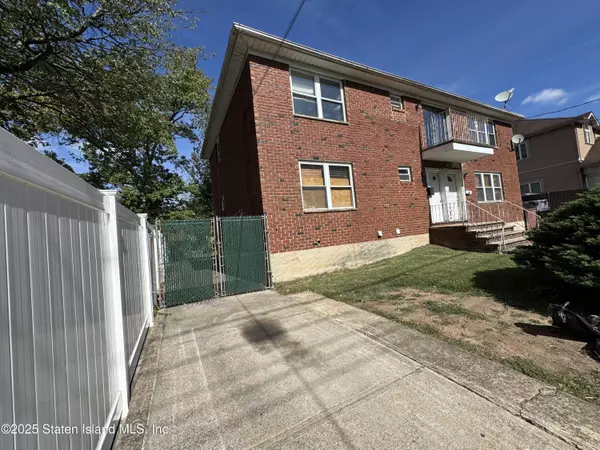 Staten Island, NY 10312,1594 Drumgoole Road West