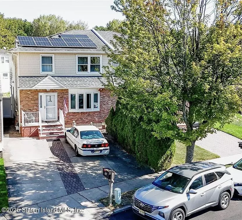 Staten Island, NY 10308,29 Ashwood Court CT