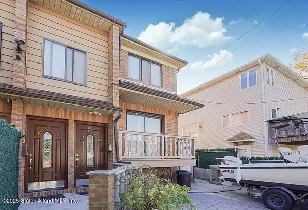 86 Tioga ST, Staten Island, NY 10301