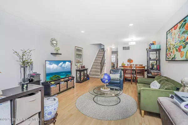 62 Lyceum CT, Staten Island, NY 10310