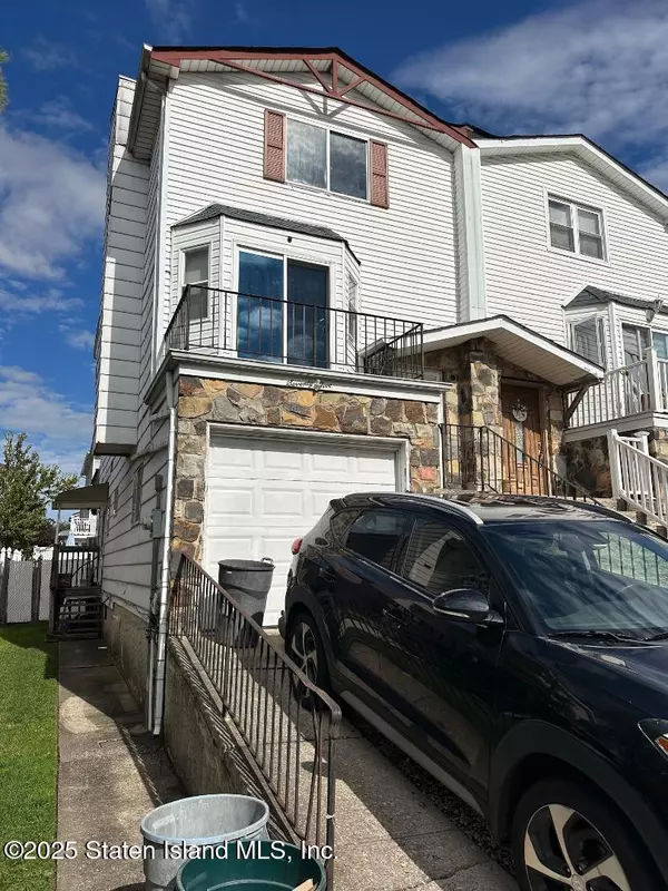 75 Villa Nova ST, Staten Island, NY 10314