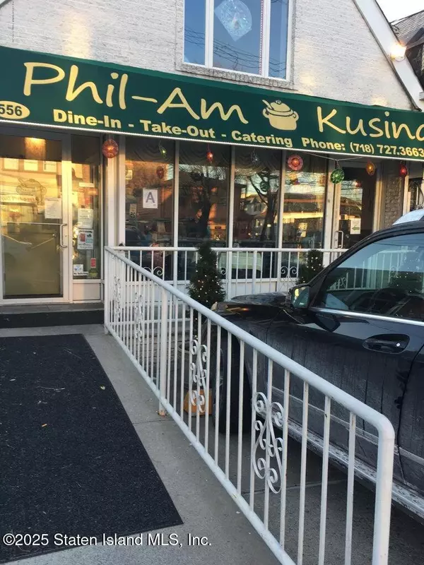 556 Tompkins AVE, Staten Island, NY 10305