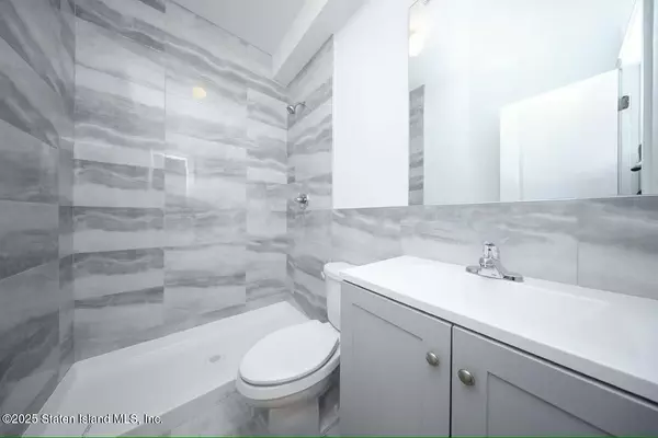 Staten Island, NY 10304,146 Beach ST #1