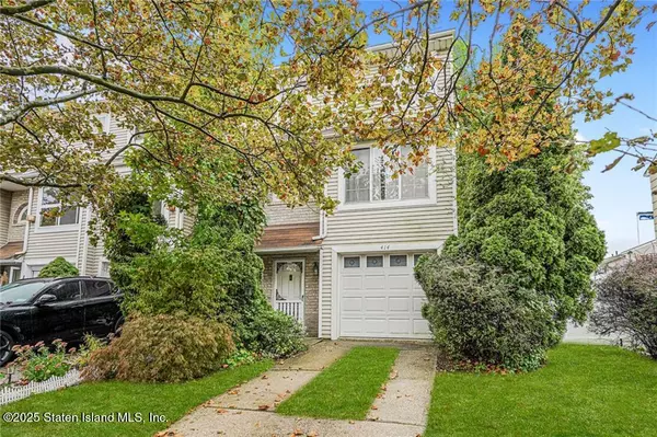Staten Island, NY 10303,414 Wilcox ST
