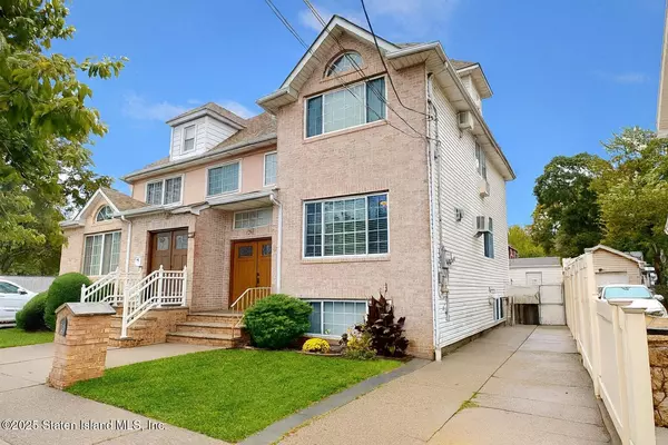 47 Lisbon Pl PL, Staten Island, NY 10306