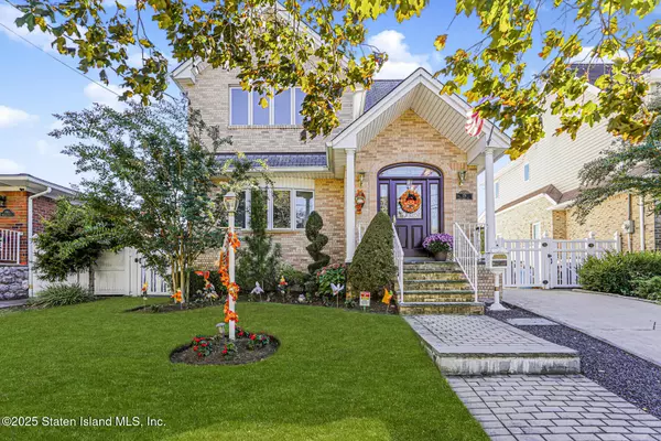 174 Barbara ST, Staten Island, NY 10306