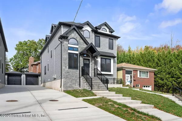 Staten Island, NY 10309,5635 Amboy RD