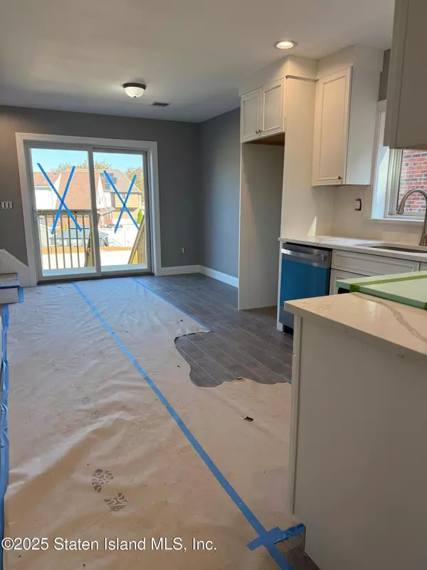 Staten Island, NY 10314,2441 Victory BLVD