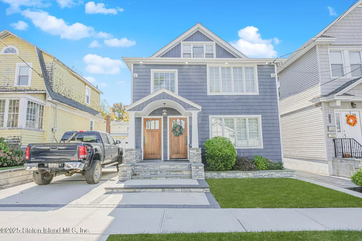 Staten Island, NY 10314,122 Kingsley AVE