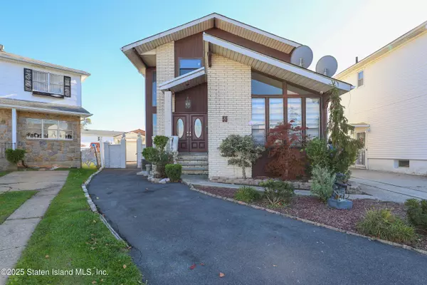 55 Kenmore ST, Staten Island, NY 10312