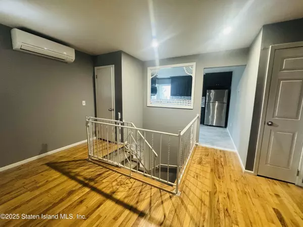 Staten Island, NY 10312,37 Oceanic AVE #2