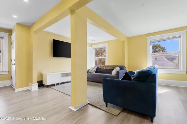 Staten Island, NY 10307,7247 Amboy RD