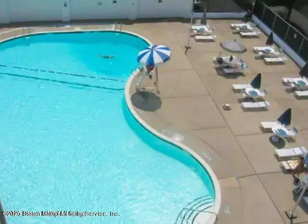 Staten Island, NY 10301,1000 Clove RD #5c