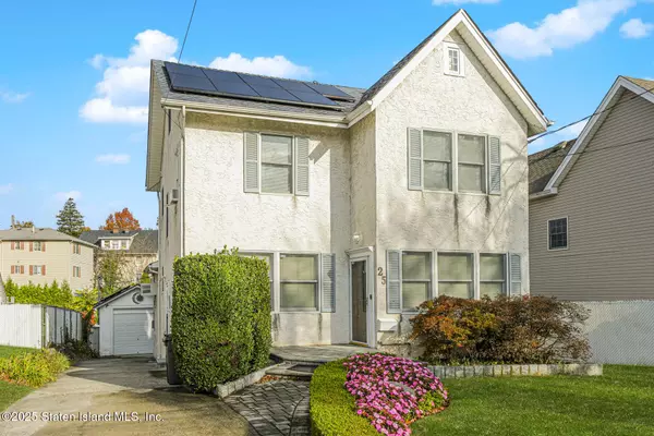 25 Grace RD, Staten Island, NY 10306