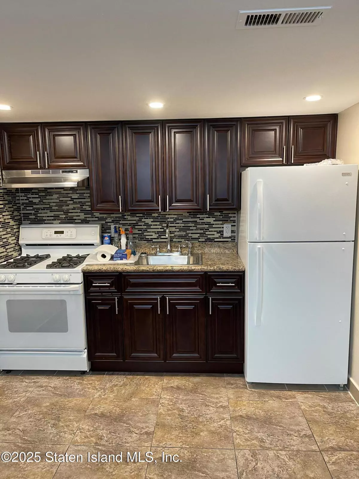 Staten Island, NY 10305,26 Wagner ST