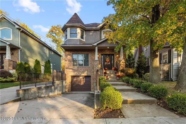 Staten Island, NY 10309,109 Madsen AVE