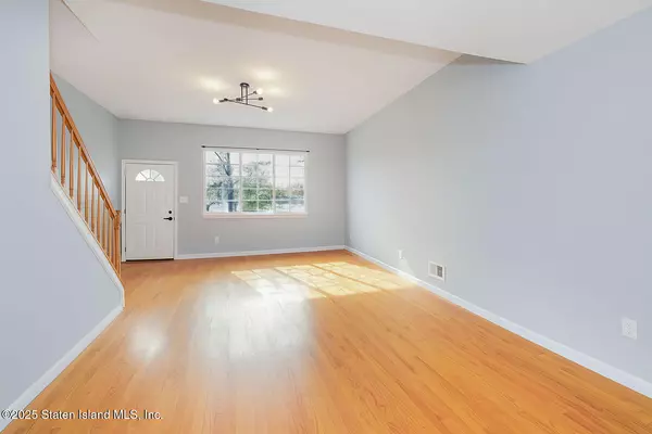 Staten Island, NY 10314,631 Goethals RD N