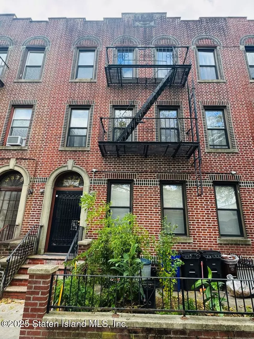Brooklyn, NY 11209,328 91 ST
