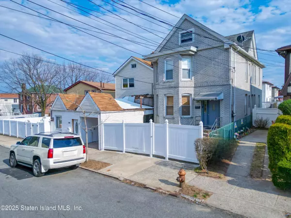 146 Cedar AVE, Staten Island, NY 10305