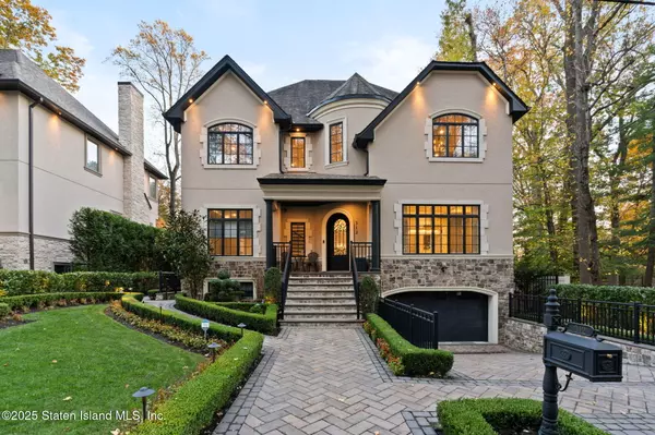 Staten Island, NY 10306,312 London RD