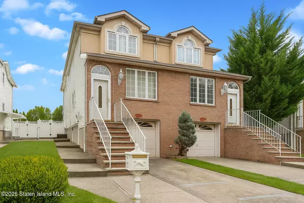 Staten Island, NY 10314,144 Graham AVE