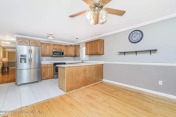 Staten Island, NY 10314,144 Graham AVE