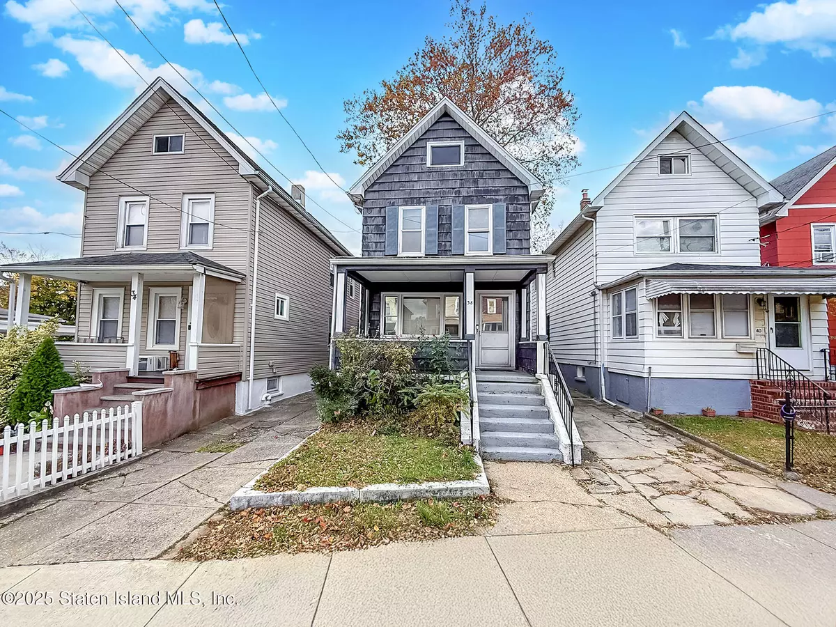 Staten Island, NY 10302,38 Laforge AVE