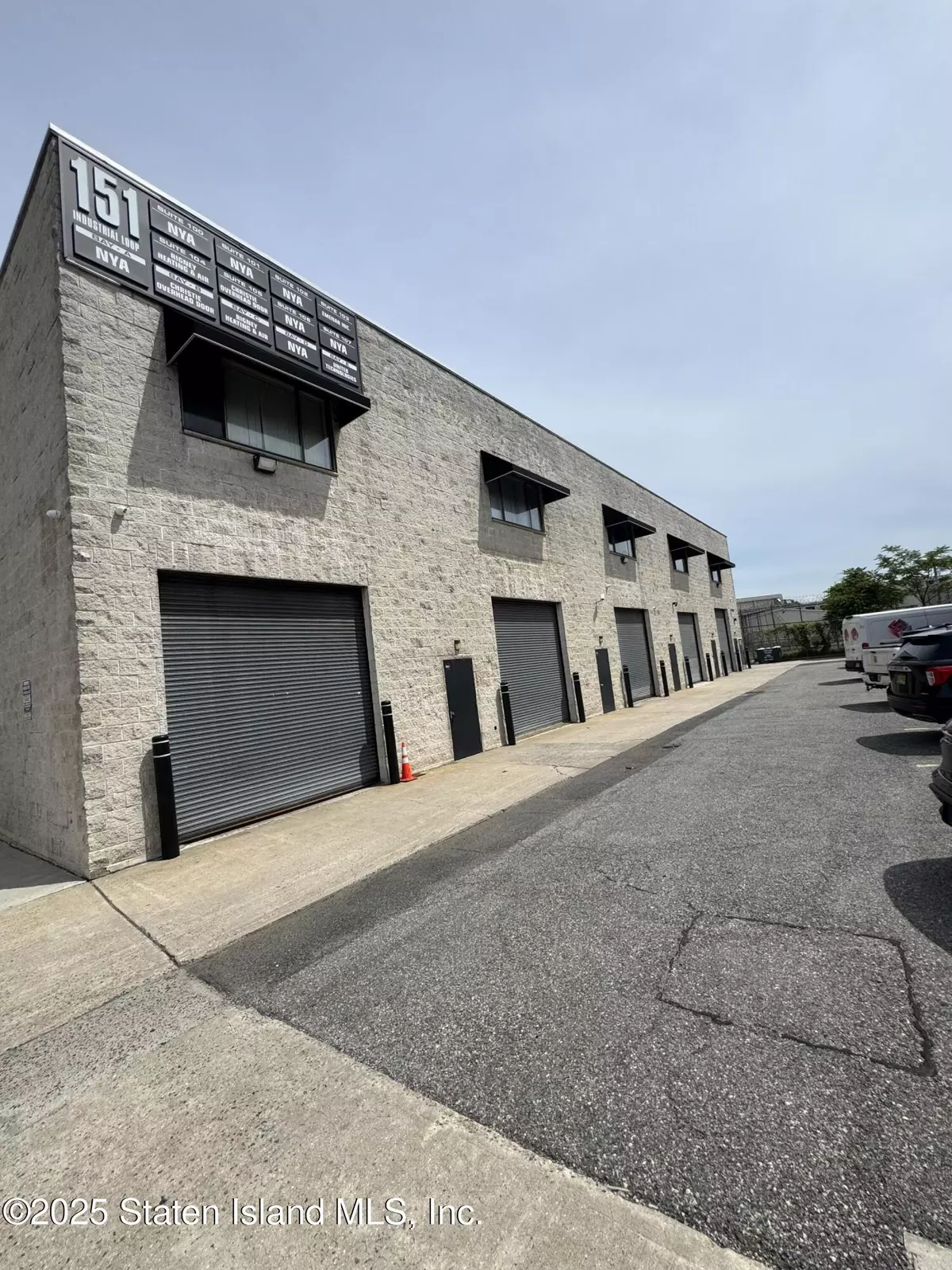 Staten Island, NY 10309,151 Industrial LOOP