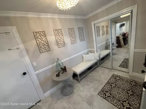 Staten Island, NY 10308,28 E Figurea AVE