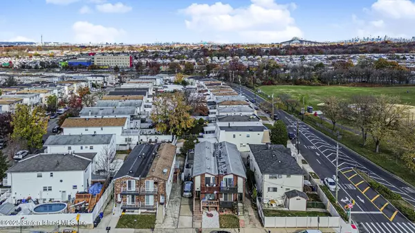 Staten Island, NY 10314,191 Lamberts LN