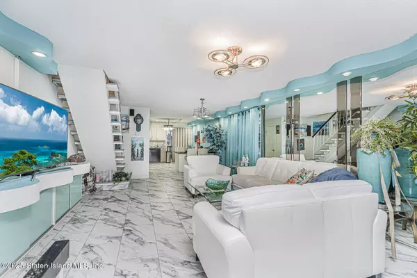 Staten Island, NY 10314,429 Travis AVE