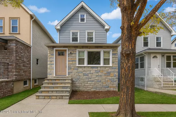 Staten Island, NY 10302,13 Laforge Ave