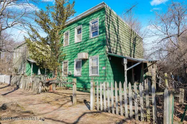 83 Kreischer ST, Staten Island, NY 10309