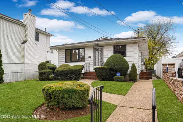 Staten Island, NY 10306,108 Adams AVE