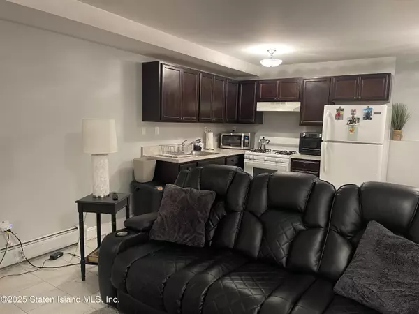 Staten Island, NY 10309,86 El Camino LOOP