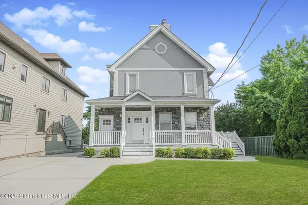 5434 Amboy RD, Staten Island, NY 10312