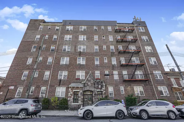 760 67th ST #6j, Brooklyn, NY 11220